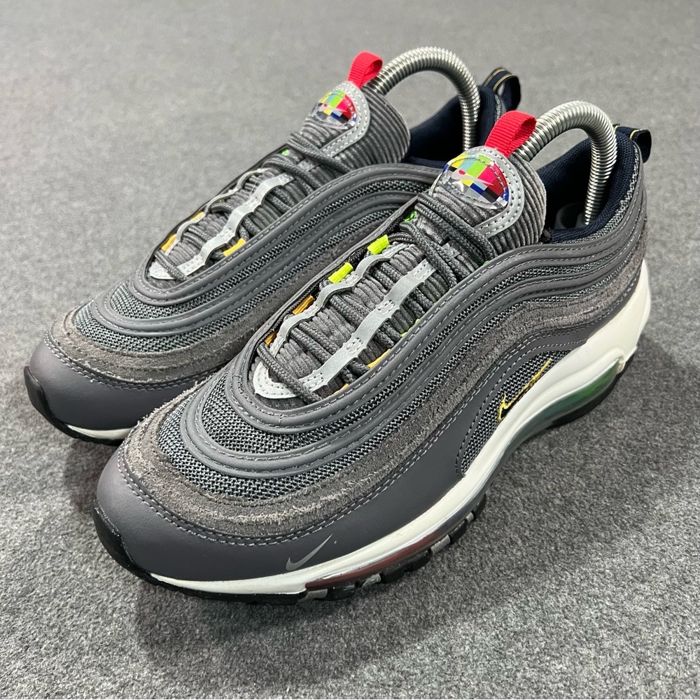 Nike Air Max 97 EOI GS ‘Evolution Of Icons’ (DD2002 001) Size 6.5Y (Women’s 8)
